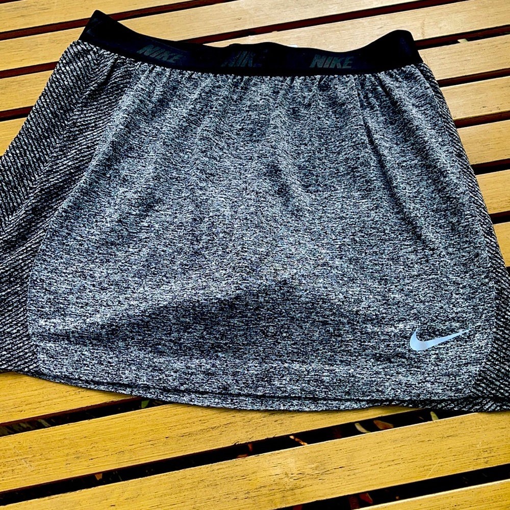 Nike golf skirt